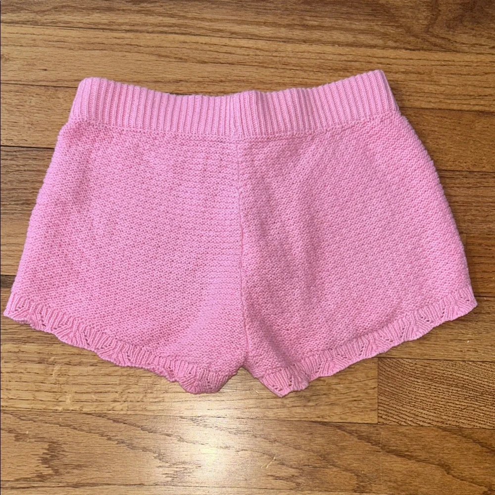 Pink Knit Old Navy Summer Shorts with Daisy Embroidery Girls size 6 New
